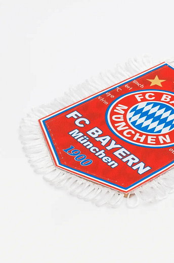 Вымпел Bayern Munchen на присоске 8х12 см